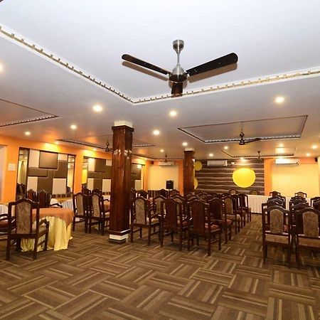 Hotel Little Palace Dibrugarh Luaran gambar
