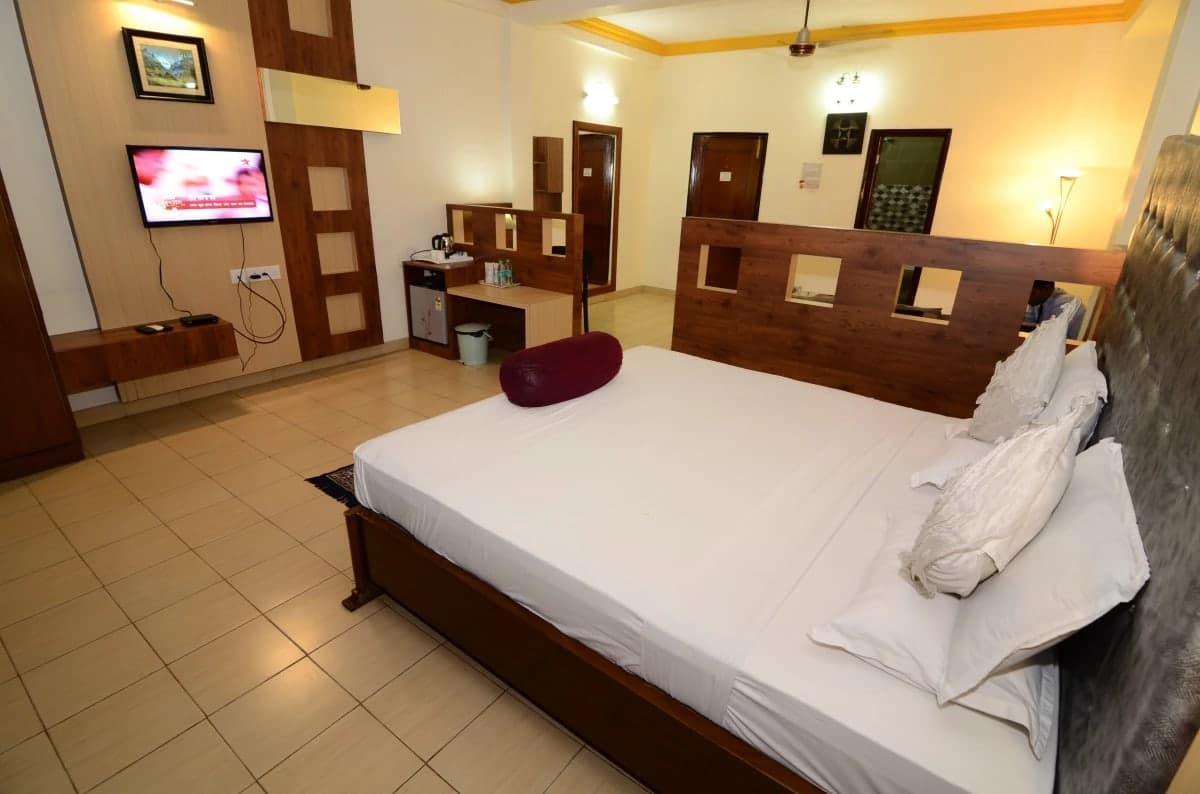Hotel Little Palace Dibrugarh Luaran gambar