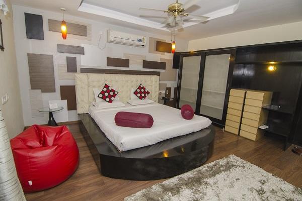 Hotel Little Palace Dibrugarh Luaran gambar