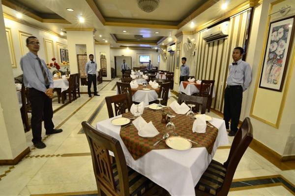 Hotel Little Palace Dibrugarh Luaran gambar