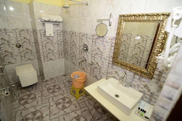 Hotel Little Palace Dibrugarh Luaran gambar