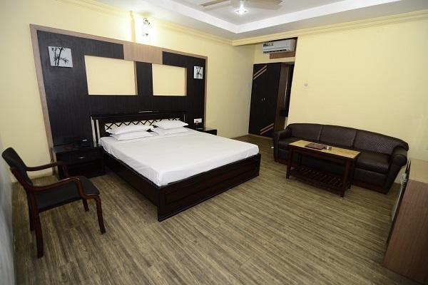 Hotel Little Palace Dibrugarh Luaran gambar