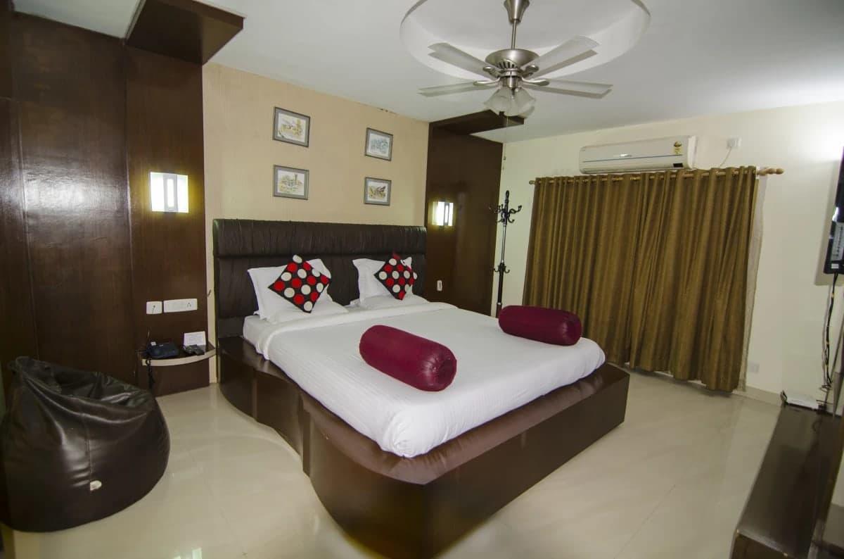 Hotel Little Palace Dibrugarh Luaran gambar